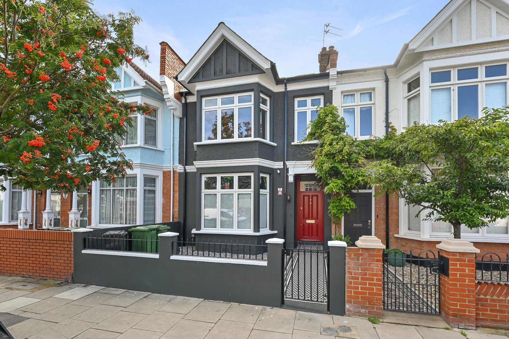 Property Image ab212e2e-575d-43cb-8b4d-597961c36cdf