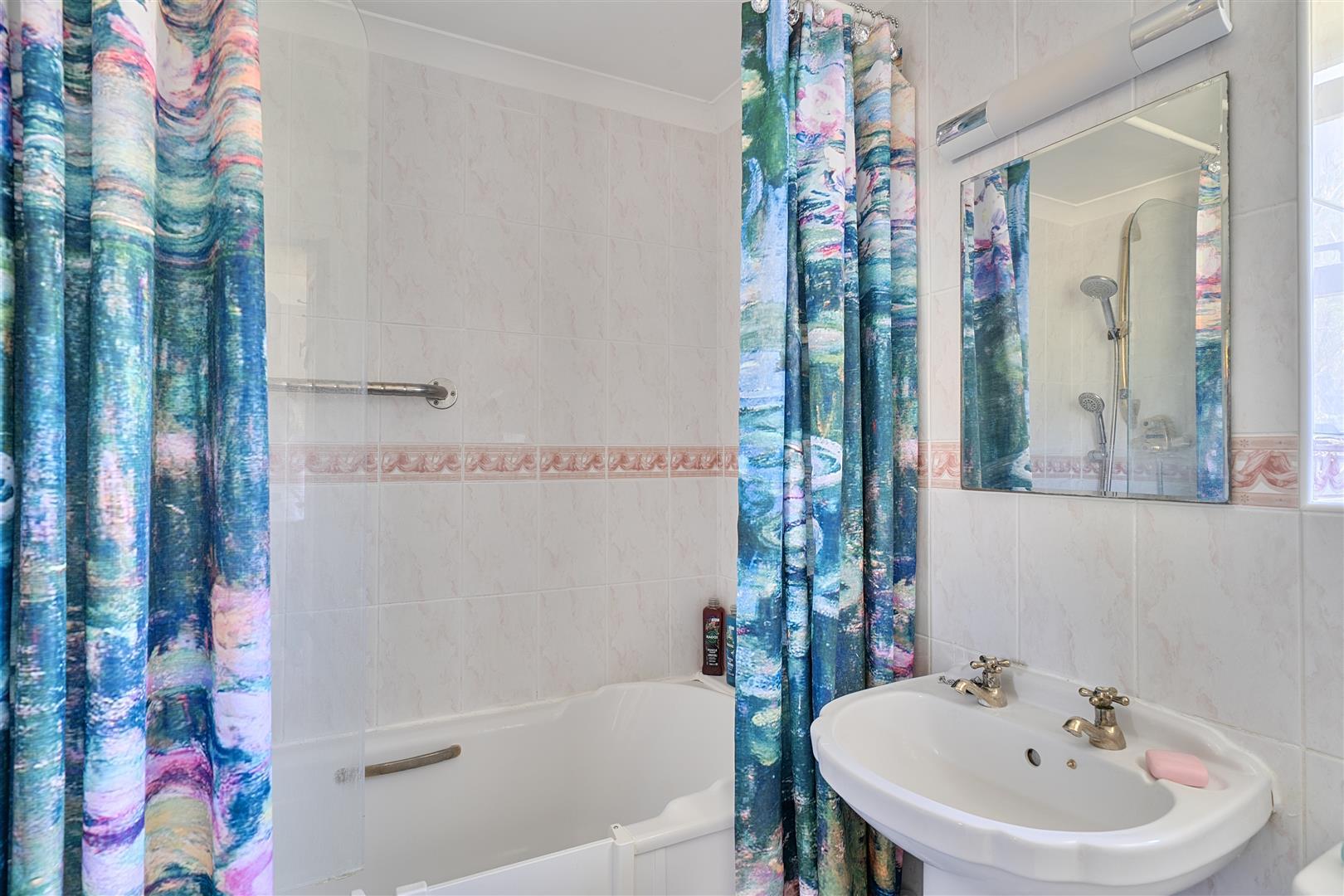 Property Image ab26d28b-ca9e-4f4f-8aec-2d47c3b4c478
