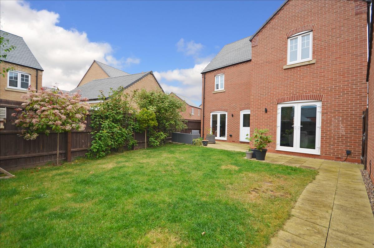 Property Image ab34ea12-5fd8-4719-99c0-59d2472314fe