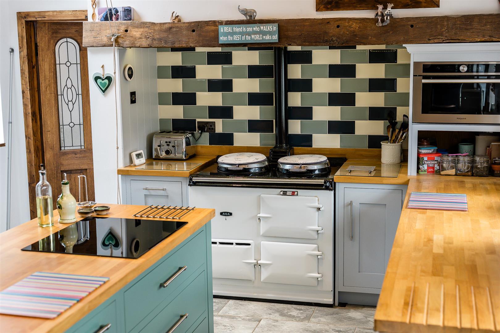 Property Image ab3e3db2-6c4d-436b-ac30-2053660e5665