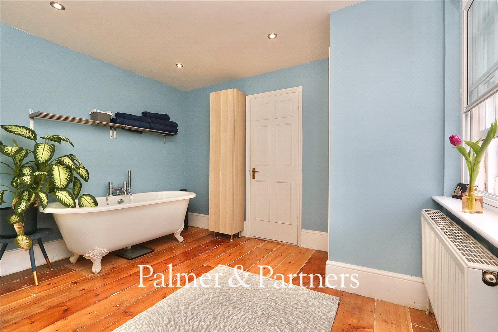 Property Image ab497f0a-85cd-47e1-86e2-e2e5af874d84