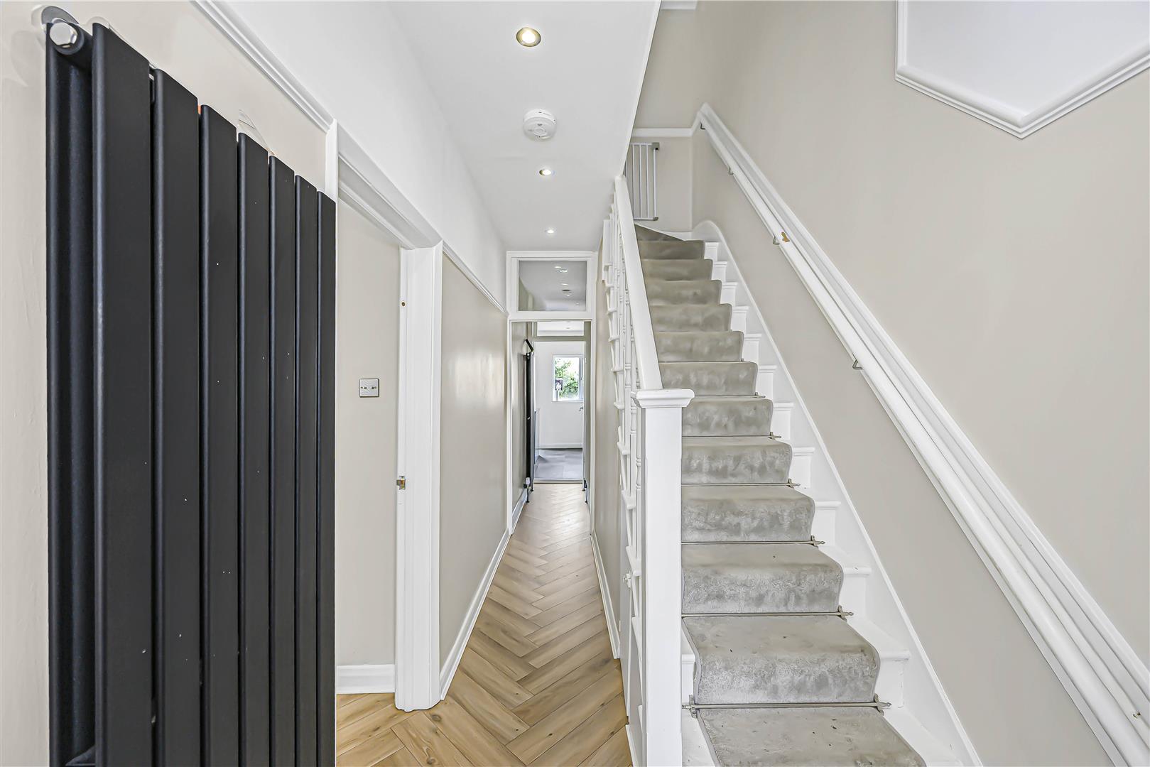 Property Image ab58410b-4d0e-413e-a0cd-94d117b69964