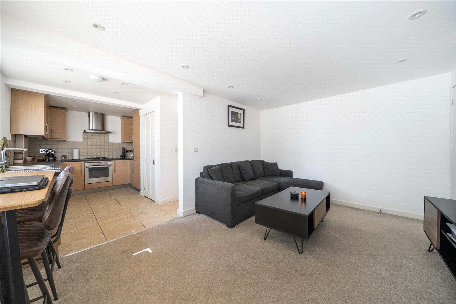 Property Image ab584587-d1f0-4175-8a5d-8d5fda8a4d48