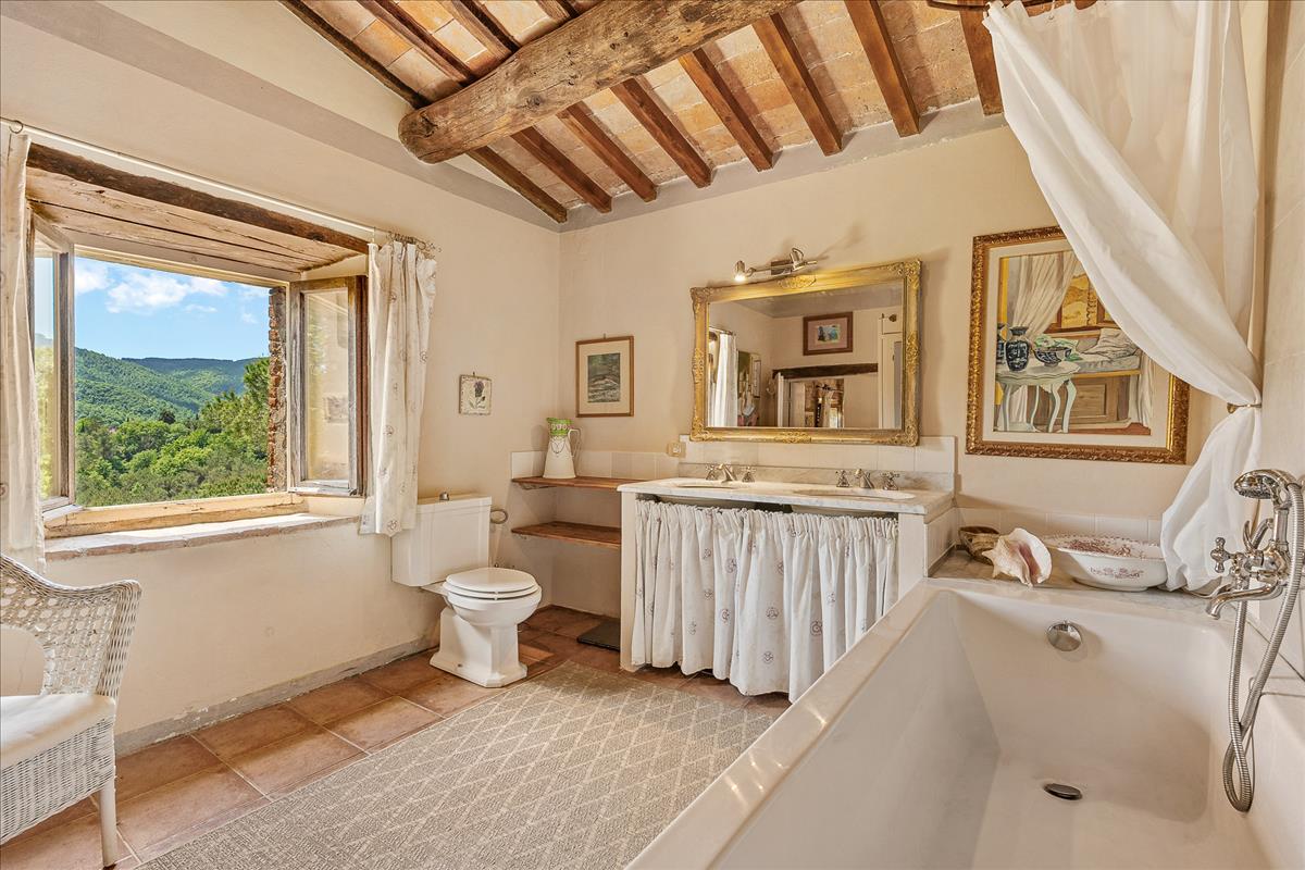 Property Image ab69f14c-59a4-4a9a-8d97-e5aa02dd957b