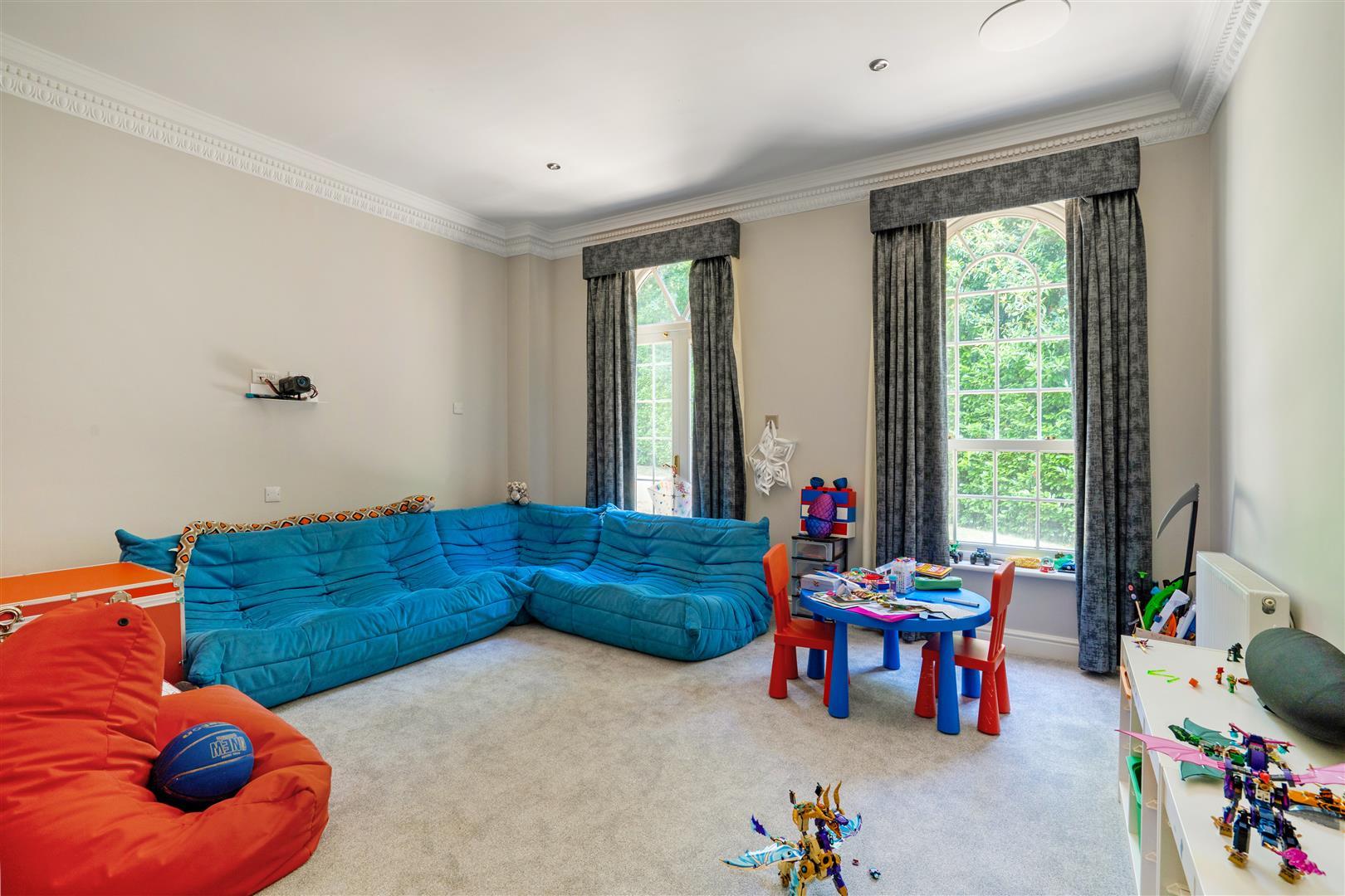 Property Image ab712282-b246-4808-bd30-e9233995dffa