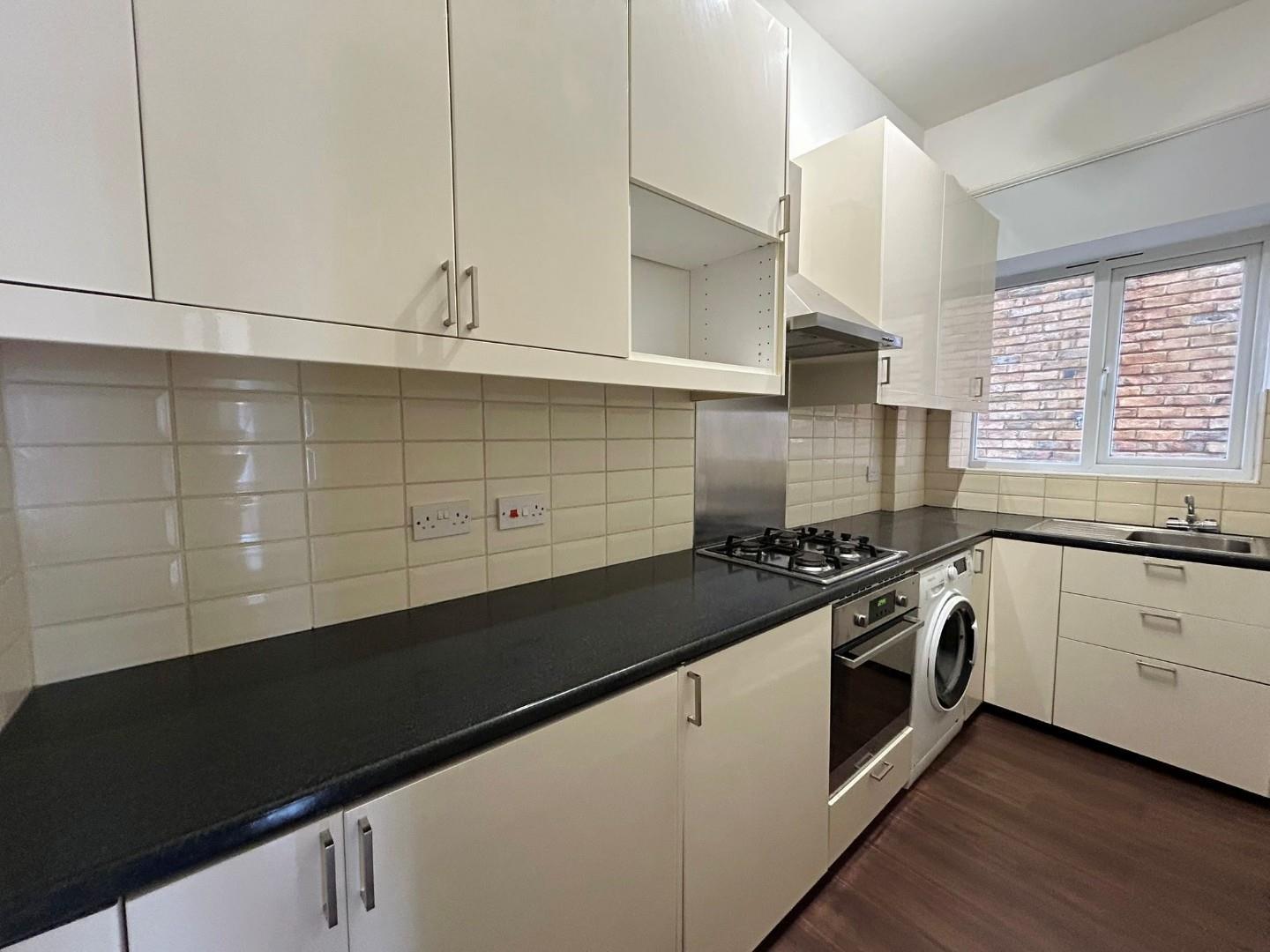 Property Image ab785911-408d-4ed0-af17-30e2f49f179a