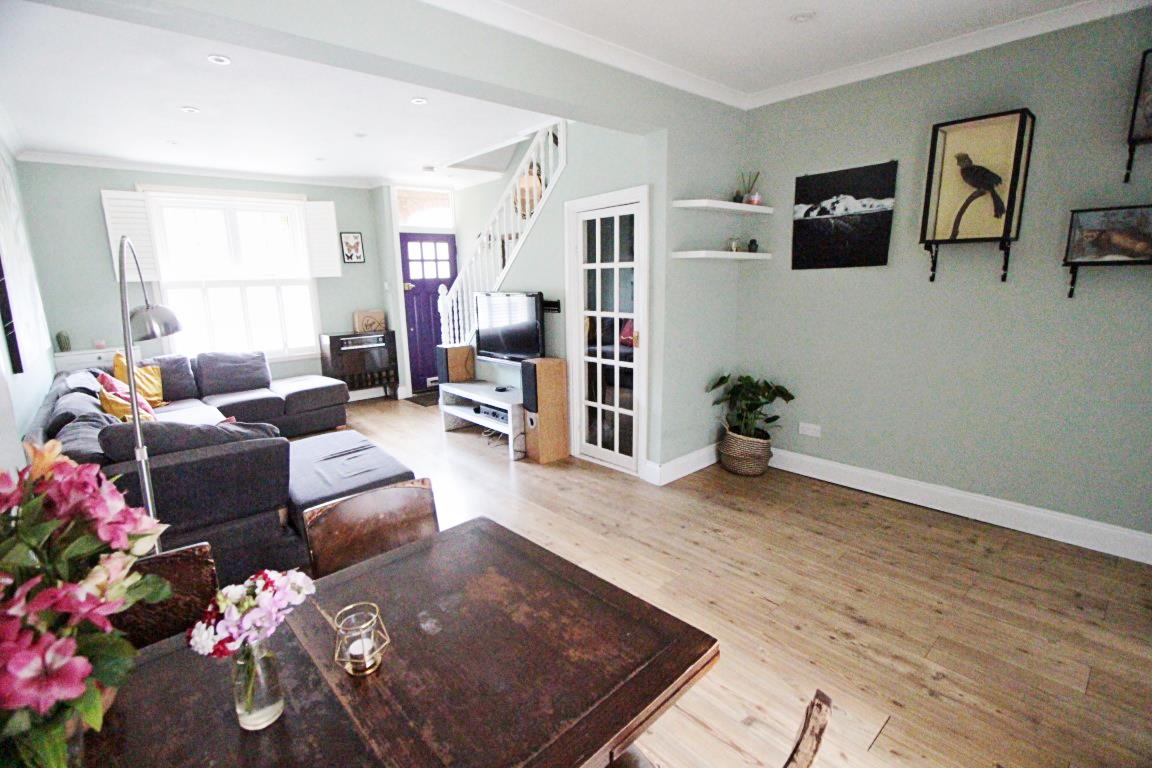 Property Image ab95b326-35e8-483d-9d58-01e731d3cbb5