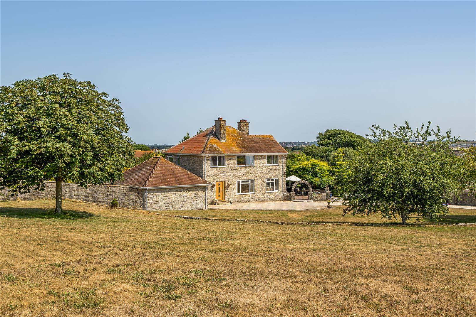 Property Image abb4d521-4b80-4386-892c-ba6c1f209368