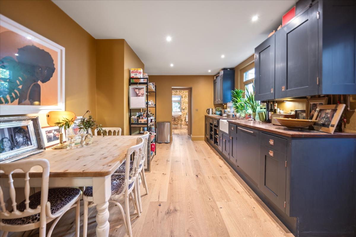 Property Image abc51e93-6d68-4ea5-b1fb-8fd3cfa308e8