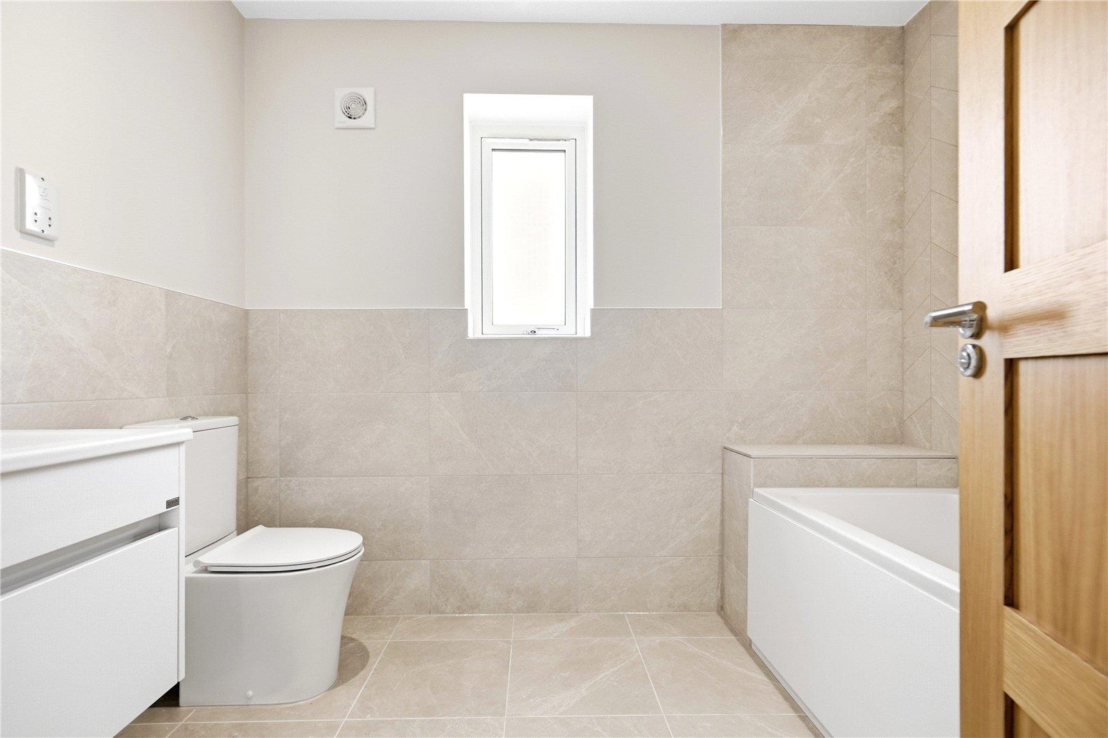 Property Image abcf596d-f968-420e-9be7-f07cfe94d3c1