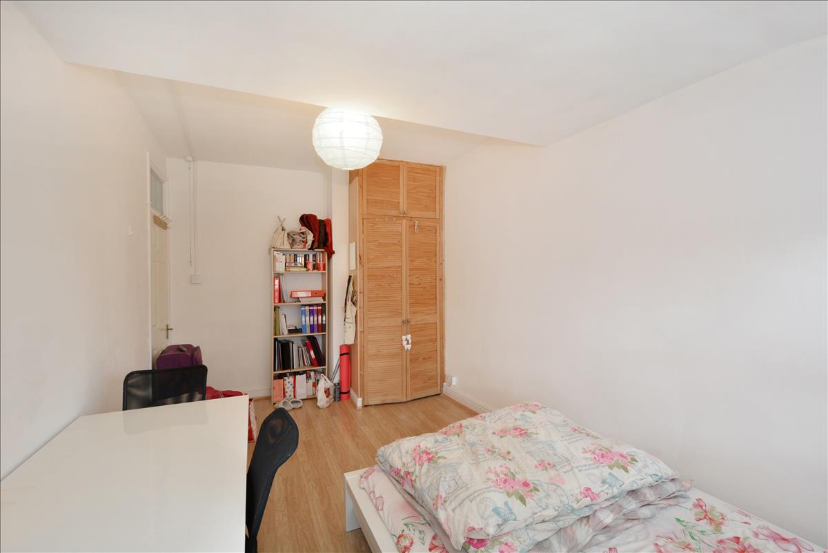 Property Image abd31fe5-f92e-43c4-baa2-8c9f5ea0254e