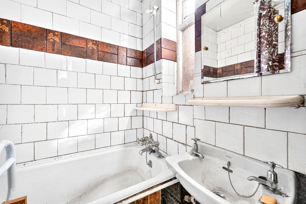 Property Image abd44052-f549-46ba-bbbf-f4da02928668