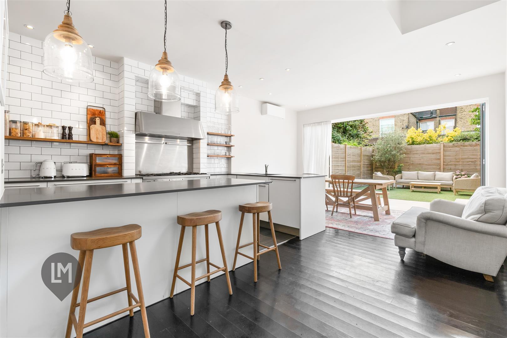 Property Image abeac9c4-673f-4224-b2f9-dc5756a599bd