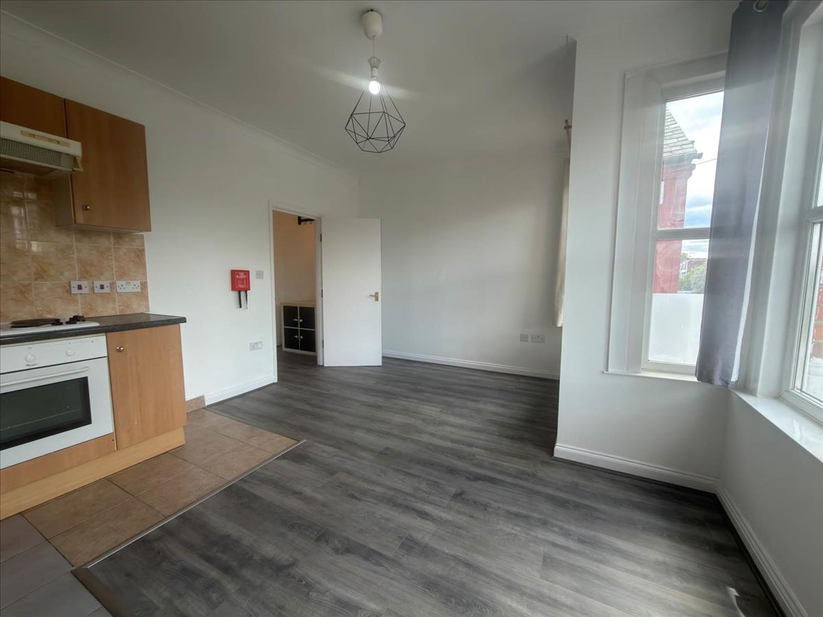 Property Image abeb9ef3-5505-4a88-b973-e5fd39f28a7f