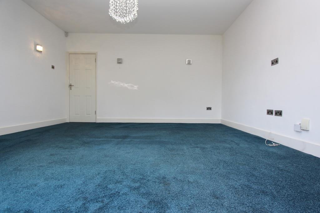 Property Image abf1bafd-b3bb-480f-bcb2-53336f7a81e2