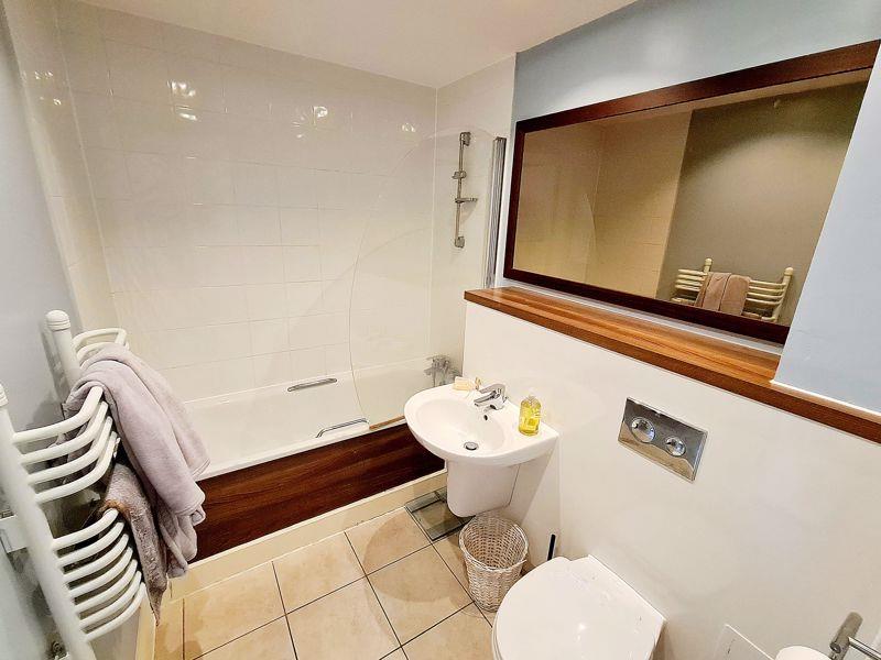 Property Image abf7fd25-0e84-4a5d-8870-b4b968d6e9ab