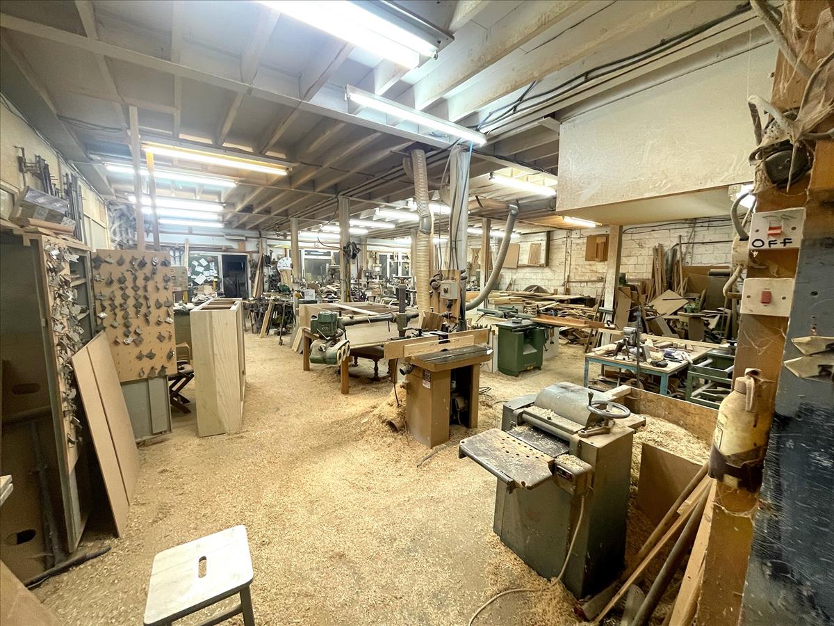 Property Image ac11b17a-3183-494e-9cab-a95144409e9a