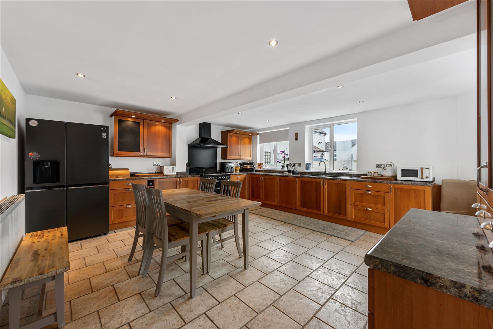 Property Image ac2e46e3-9e8e-43af-aaa6-f2a43d636671