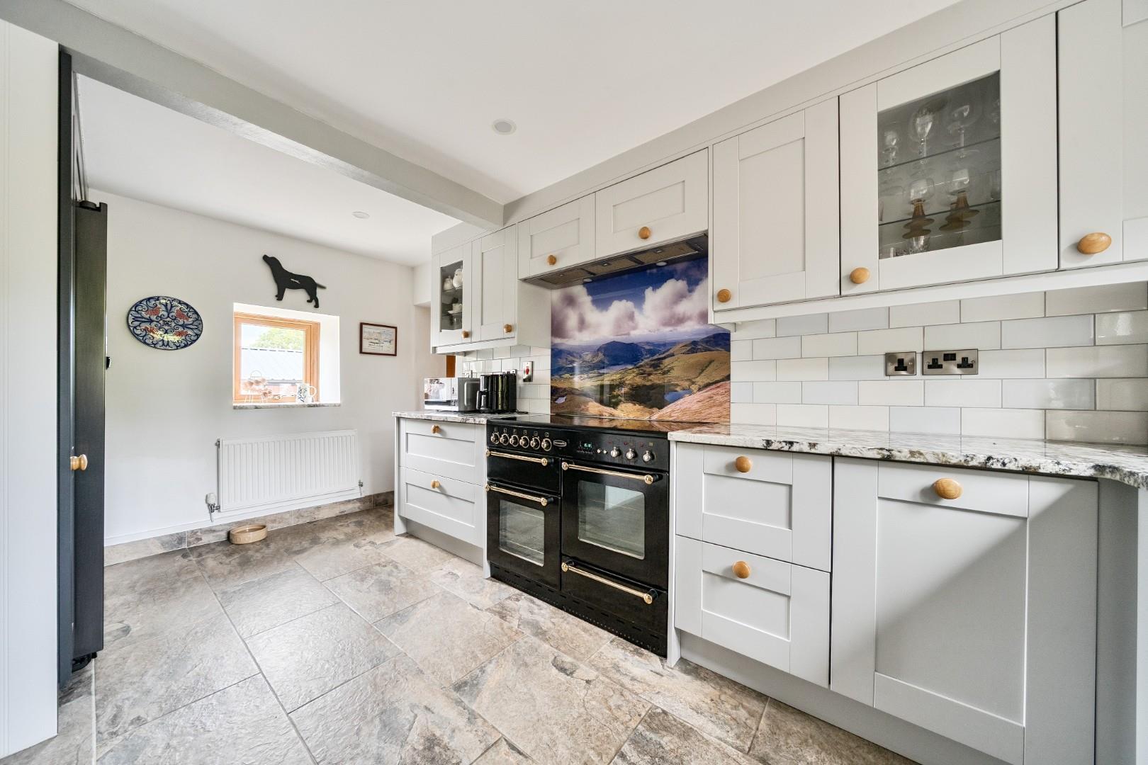 Property Image ac2f75b6-93f3-45e1-9fff-7f3fac37a9d7
