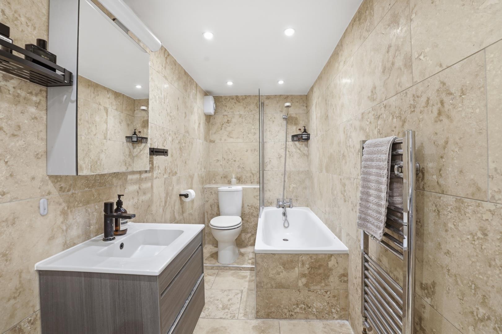 Property Image ac40362f-0e5a-4f04-92f0-19b2ed2ecb78