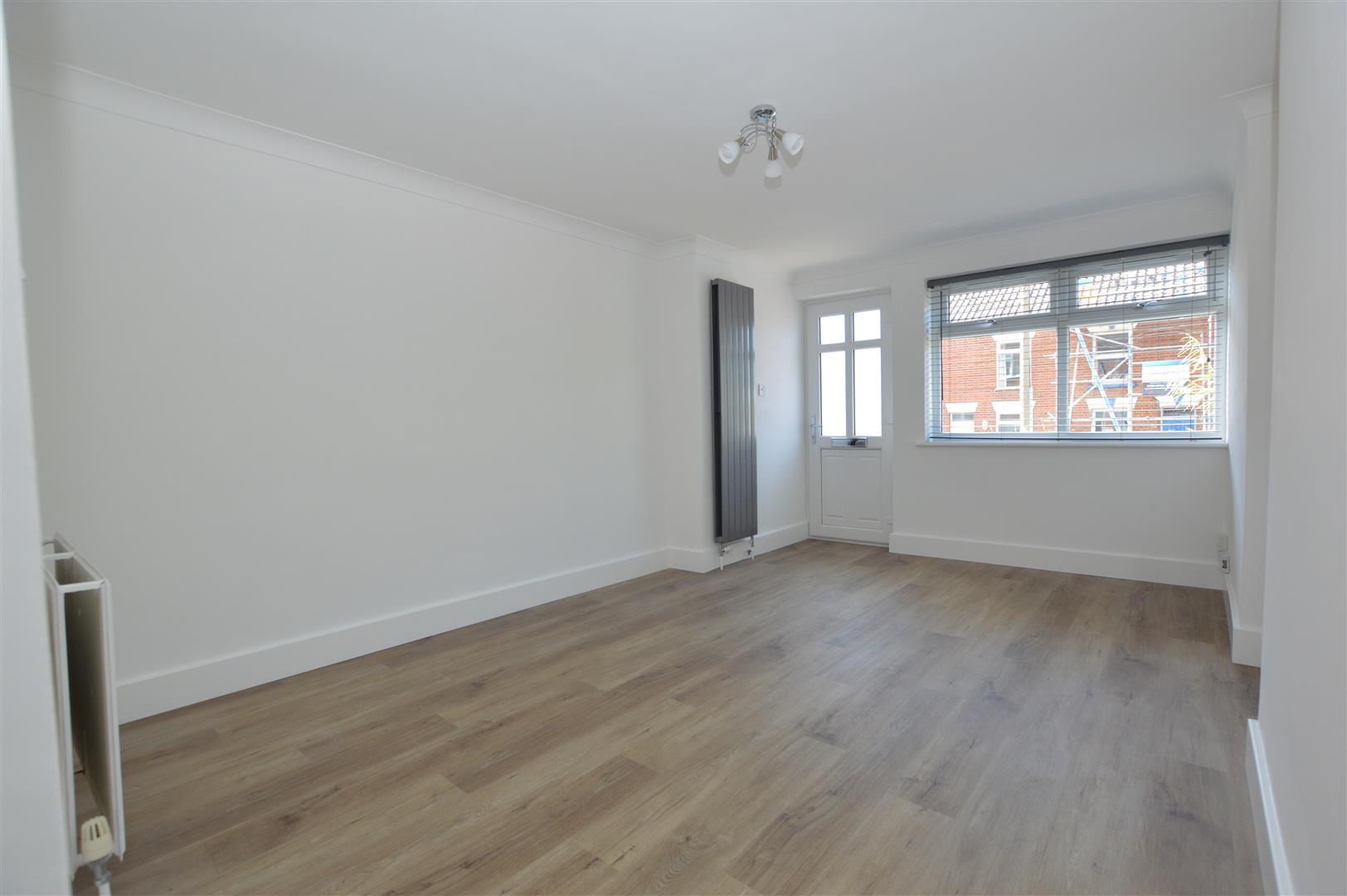 Property Image ac421b3a-0eda-4817-8570-f5a746eeacab