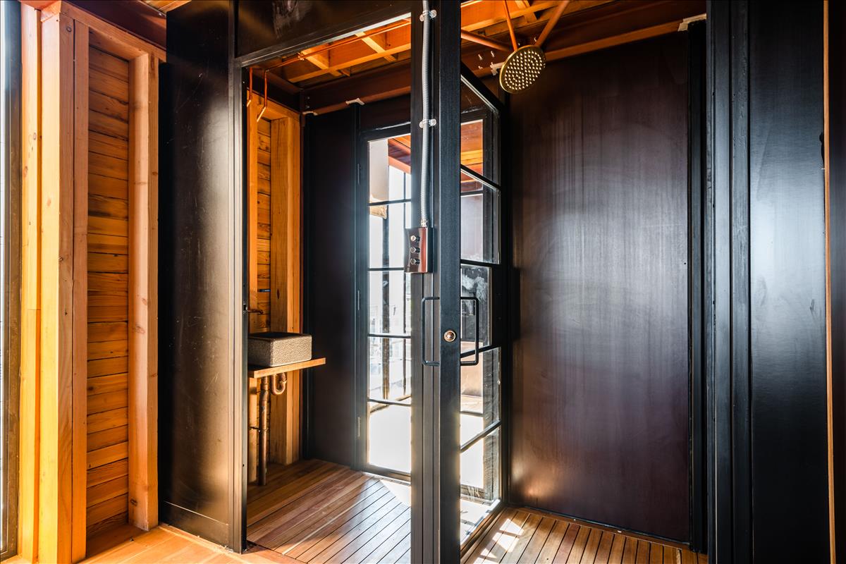 Property Image ac7492f2-6d9a-40f9-b14f-c2e3fdf3494d