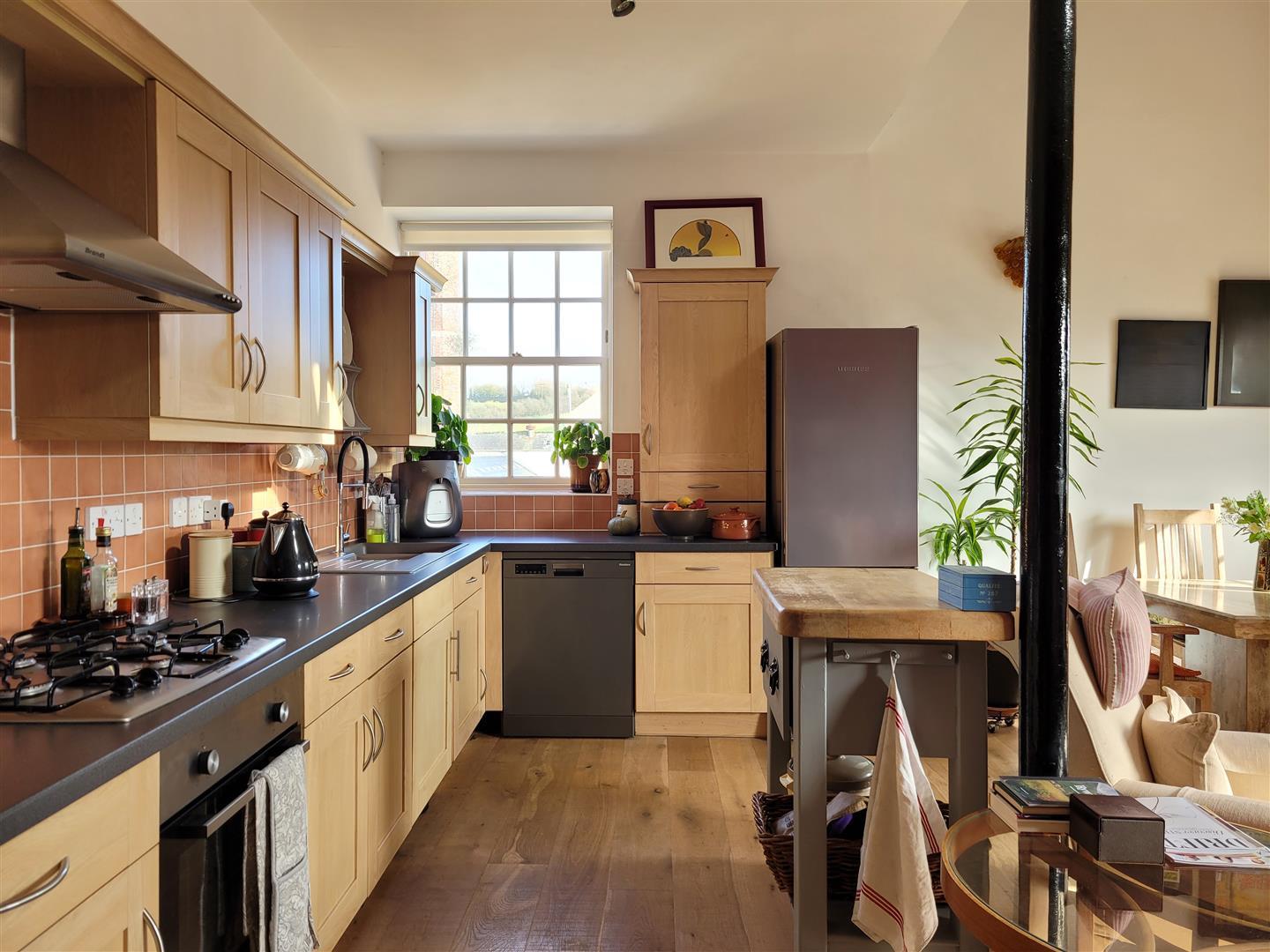 Property Image ac7d383c-2aeb-44e7-8fef-02de729be35c