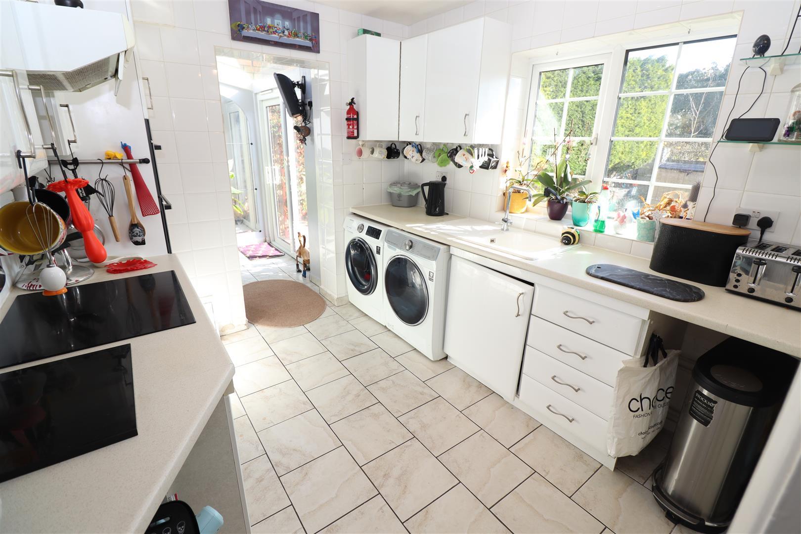 Property Image ac865a50-cb40-4319-8880-caaba5f691e0