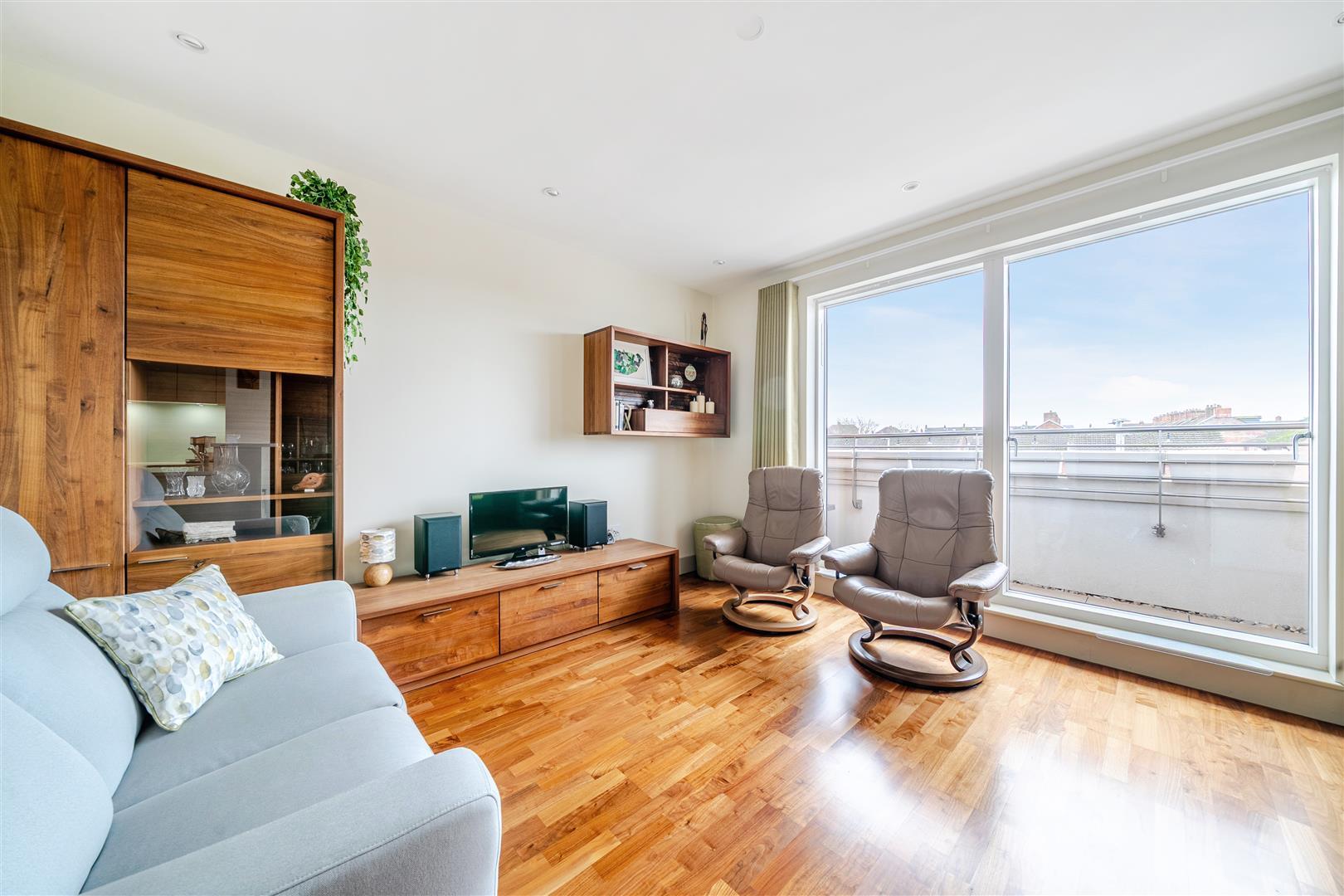 Property Image ac962bba-4cd7-4dc2-a53b-3eb59cb8ba75