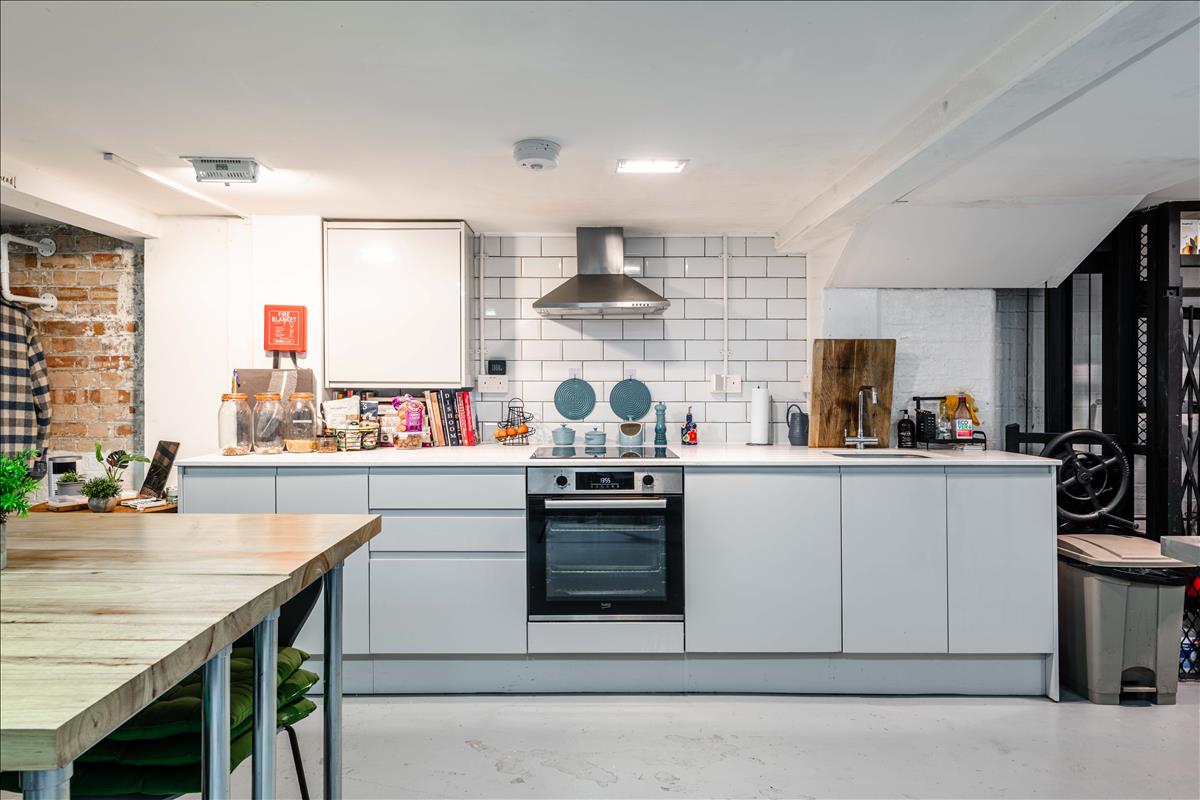 Property Image acc0bfd2-8993-4571-9c43-301714a1c7f1