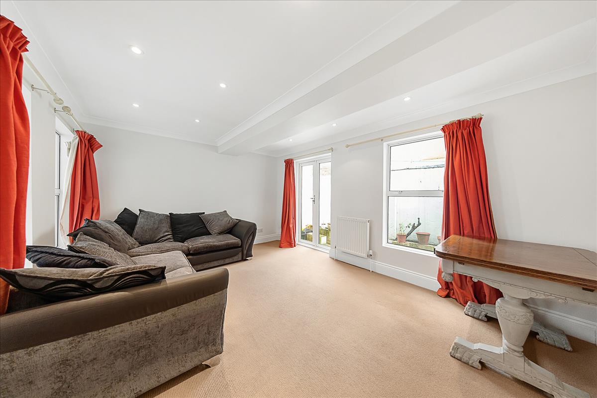 Property Image acc55f6e-52c7-4cb3-98e5-f8f28d866c00