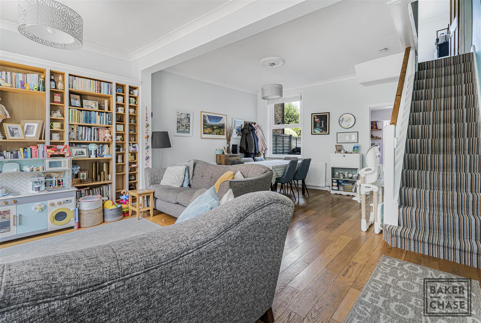 Property Image acc7871a-12bf-48ed-9006-0f2b0a2c93ed