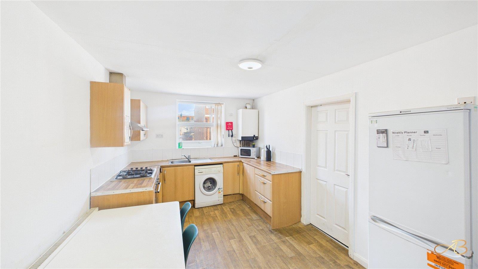Property Image acfde1d4-bf13-42db-8fcc-6cc2b0f71e46