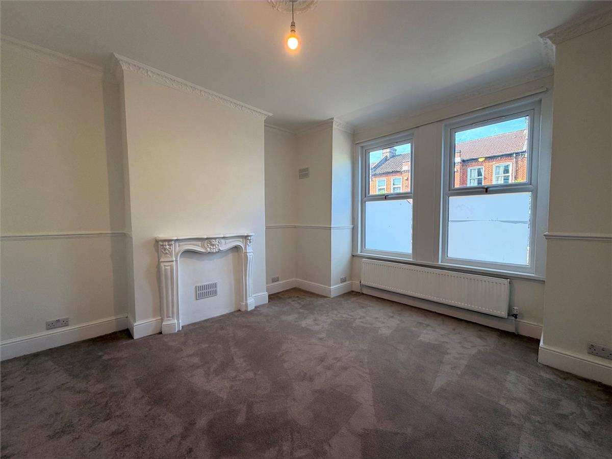Property Image ad19f06b-a1f6-47f3-9b57-82b77e33e27f