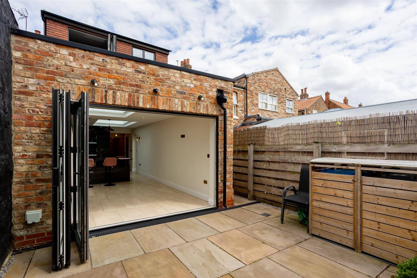 Property Image ad2b2e14-4ba0-4a9a-8daa-cab692349f4e