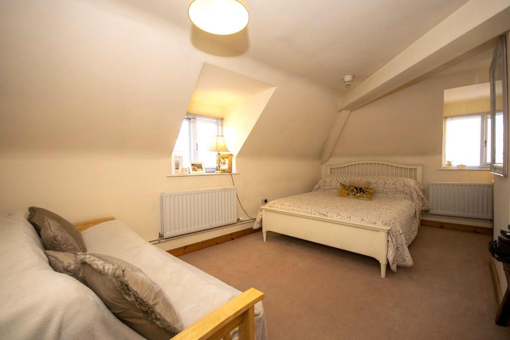 Property Image ad359999-85dd-4c8e-875f-a76d7d103a43