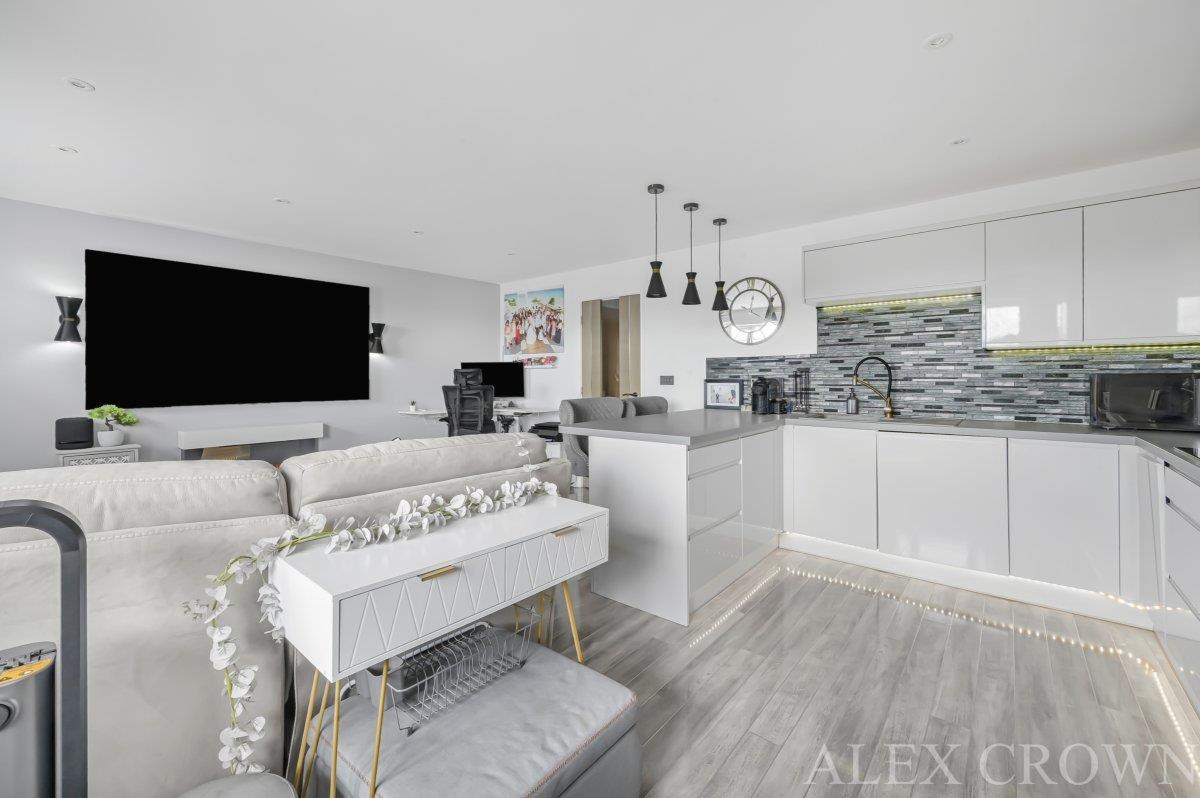 Property Image ad3a7a0a-47e8-479c-9e8c-687094faecd5