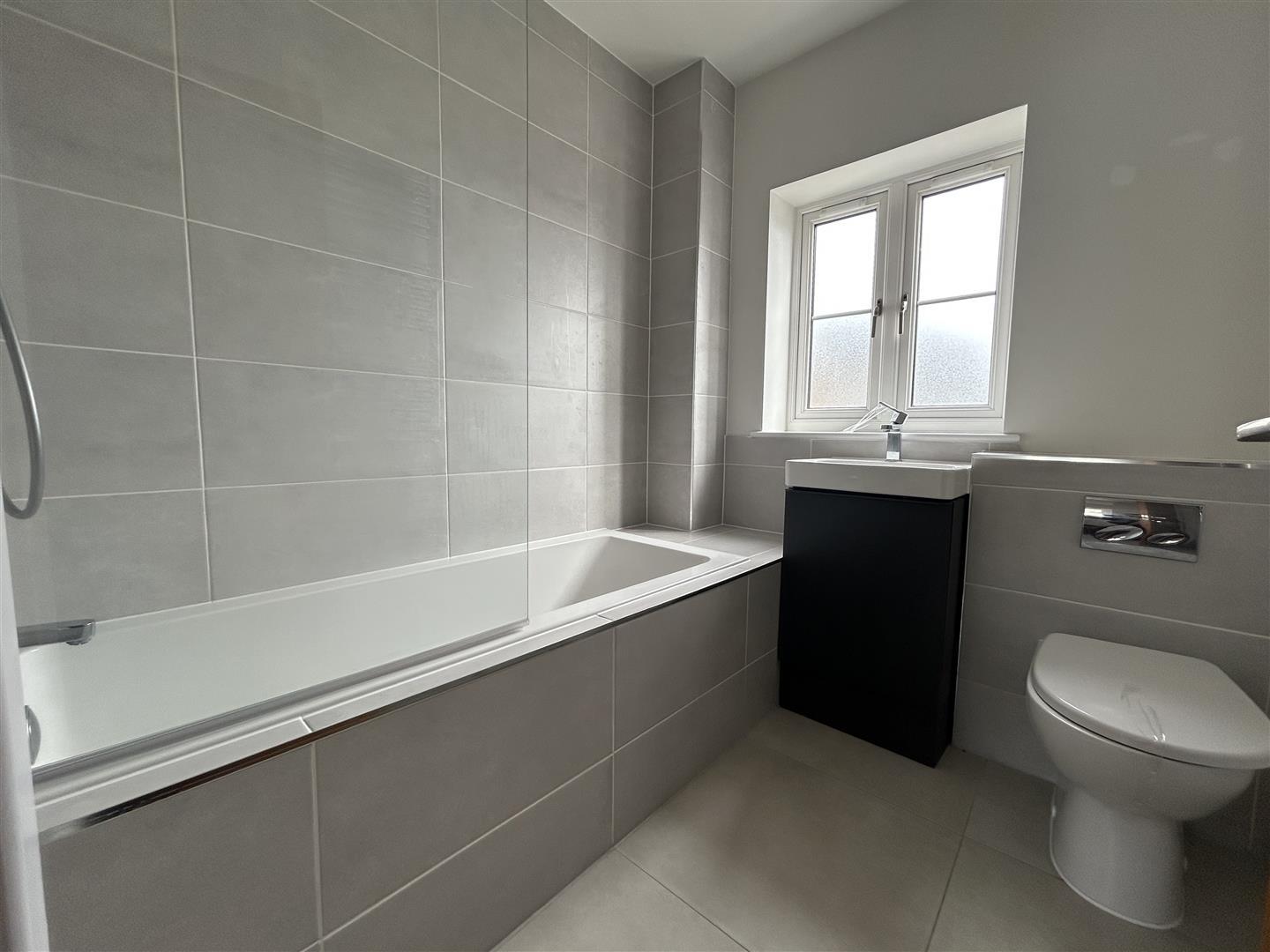 Property Image ad64918b-2499-49bd-8b40-8c0e5734c205