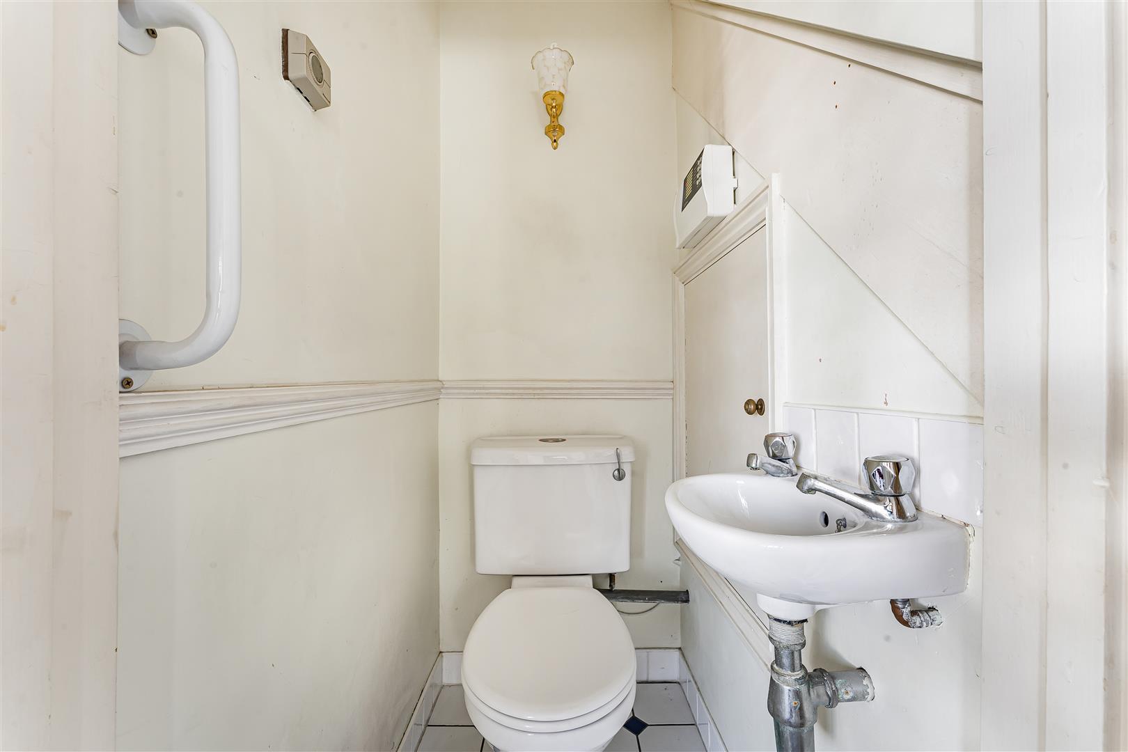 Property Image ad771715-907b-4374-bc44-68573a1f686d