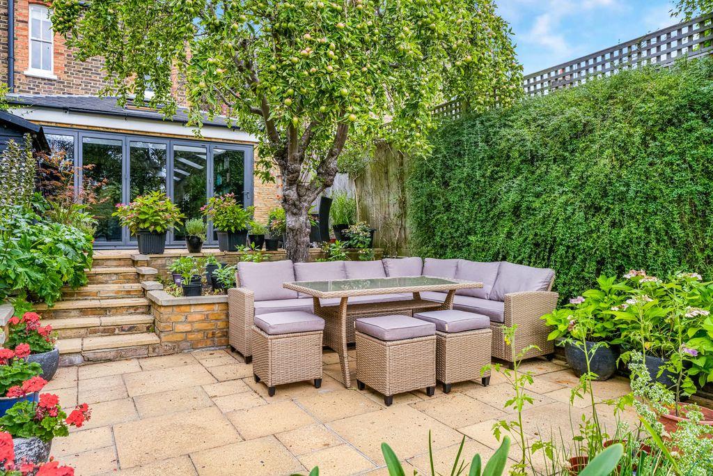 Property Image ad78e1cc-a7a3-429b-93c7-4be31a8137eb