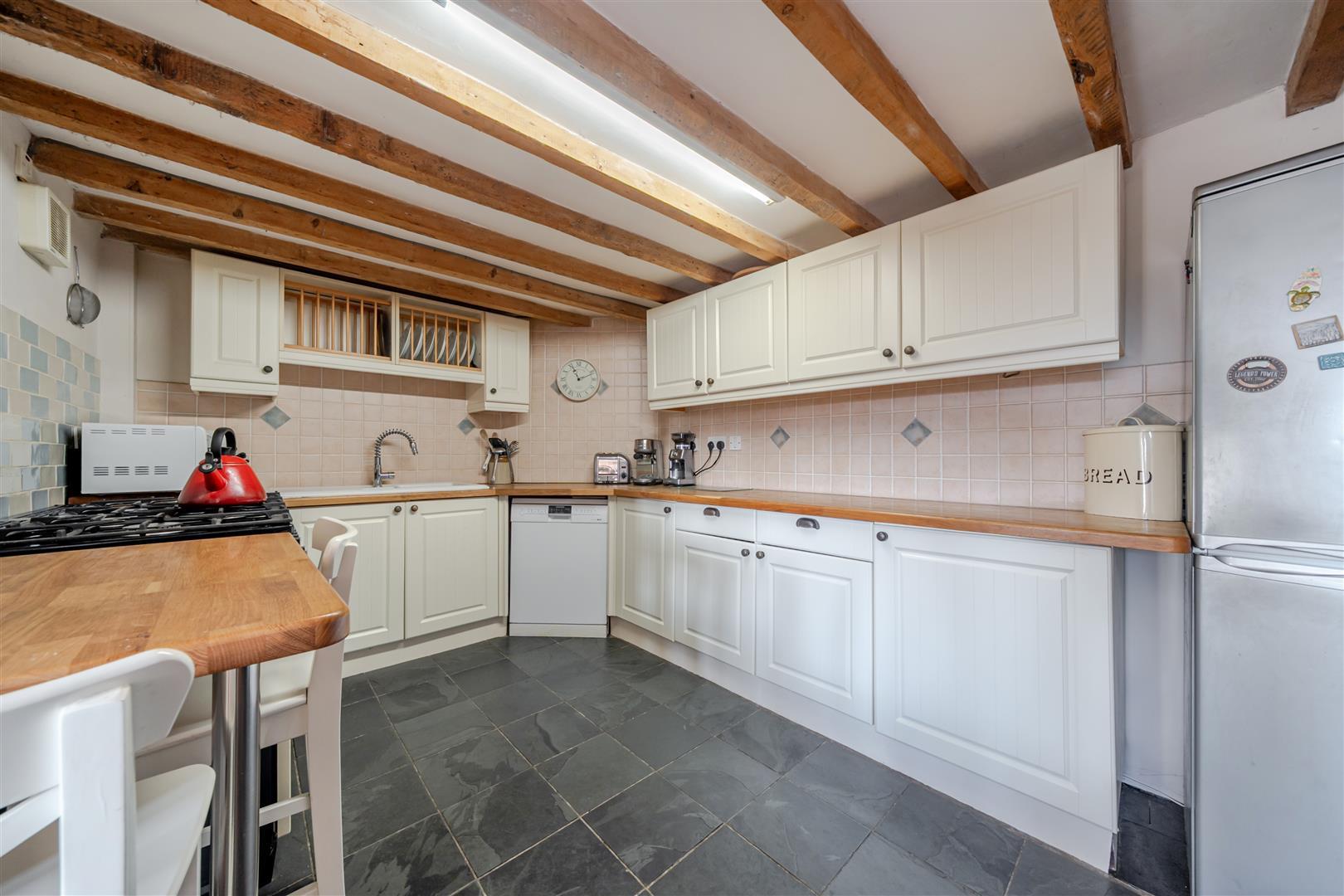 Property Image ad83e9f7-e70c-4919-ba5a-6e95d5ed5d53