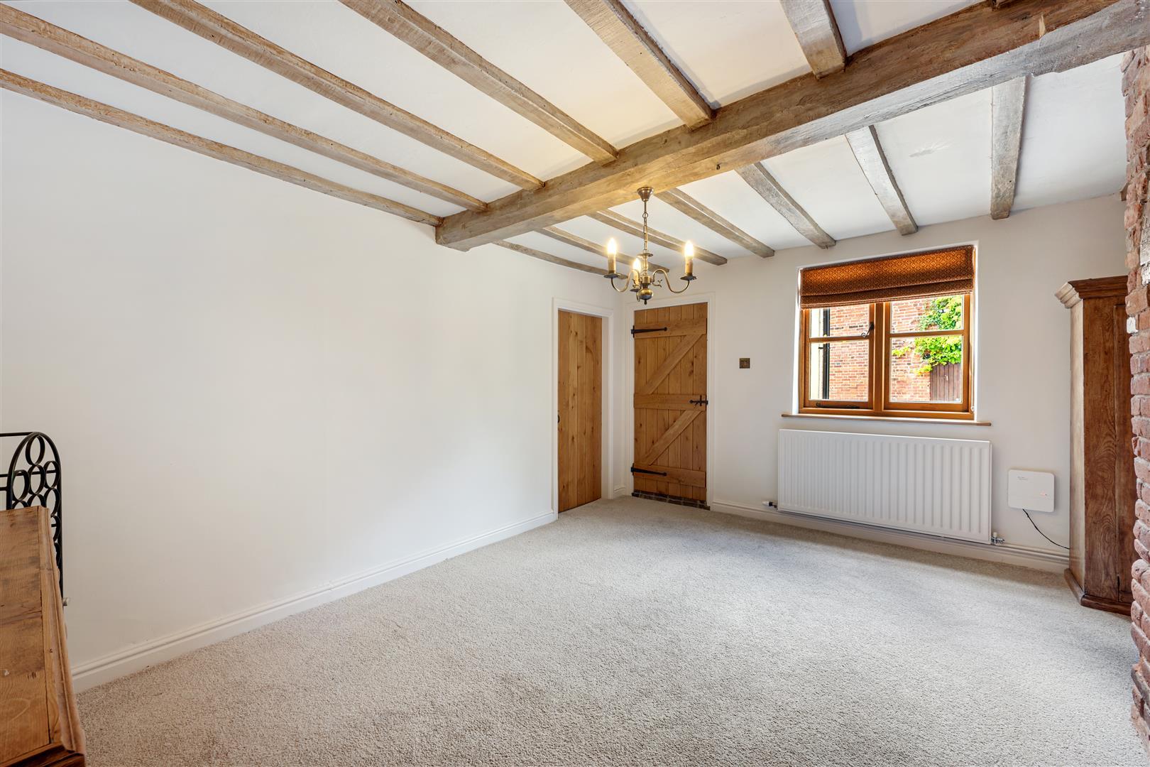 Property Image ada85c93-4b7c-497d-867f-44af864cf03a