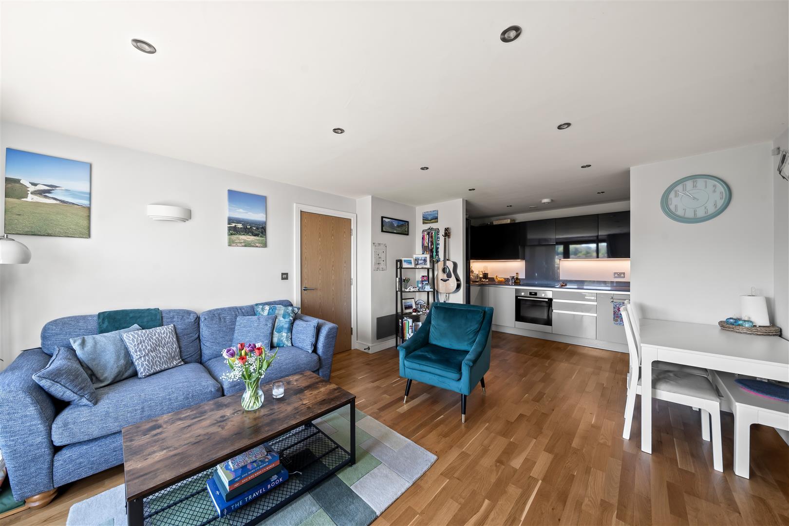 Property Image adb02f59-f6c4-4236-99fa-37c2ea5eeaac
