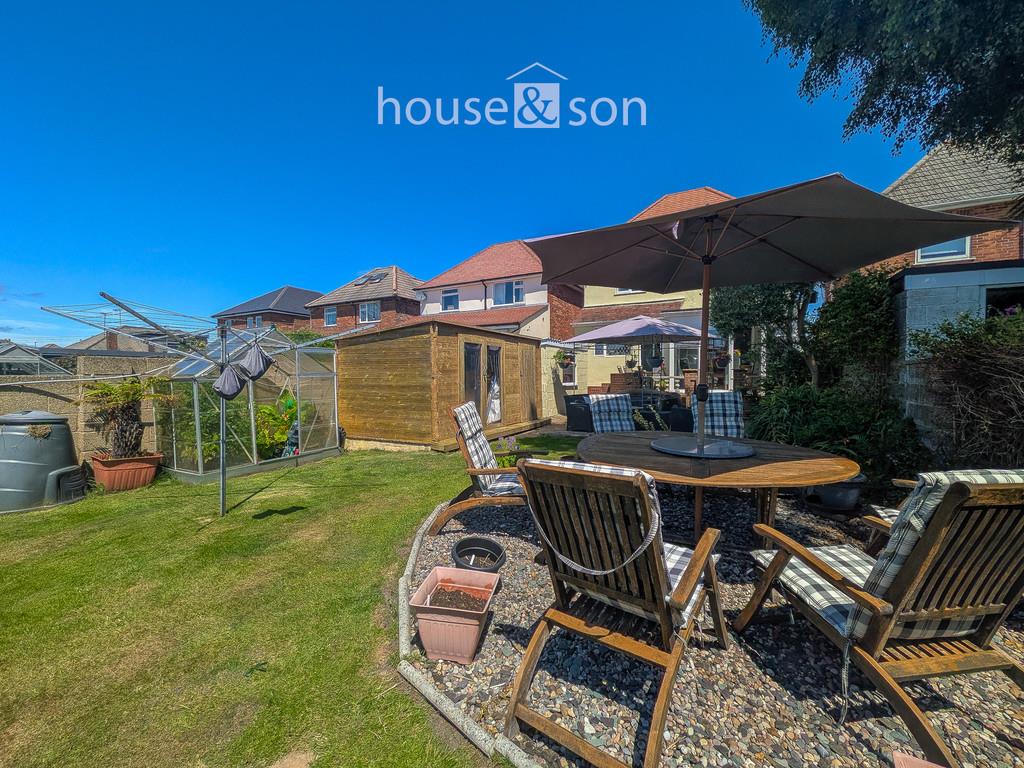 Property Image adba88fc-d165-4cb7-b8dd-7360a9c2f721