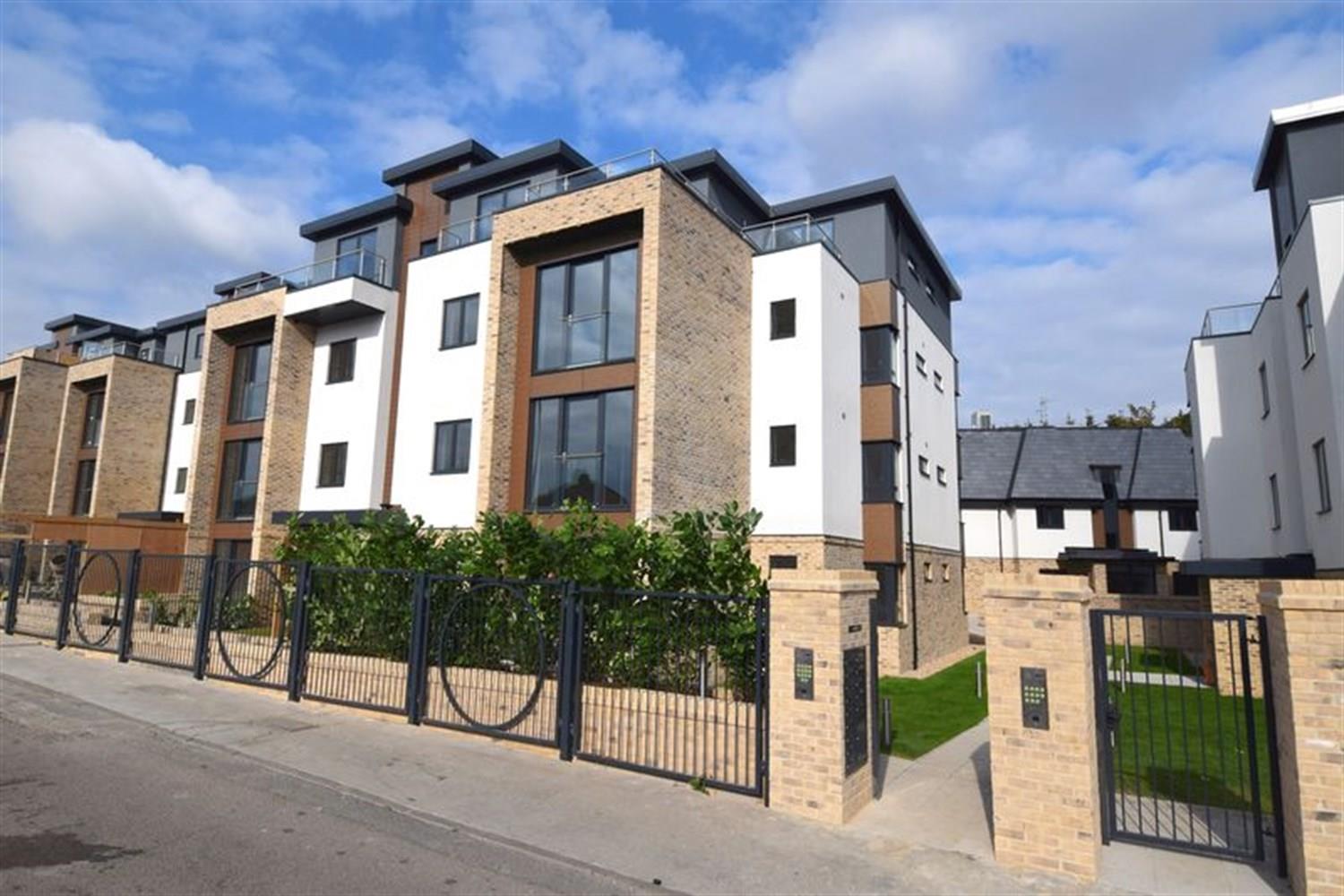 Property Image adc4006a-bf5c-422b-9738-c5532b6b8d4f
