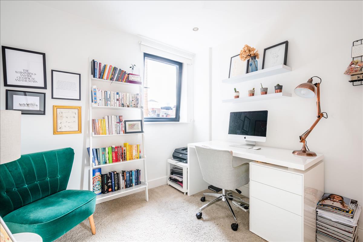 3 apartment for sale Hoxton Square
