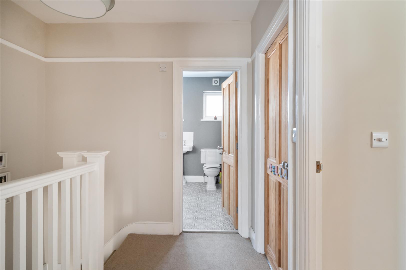 Property Image adce57ec-0d60-4cf6-8cd4-0c52866e7540
