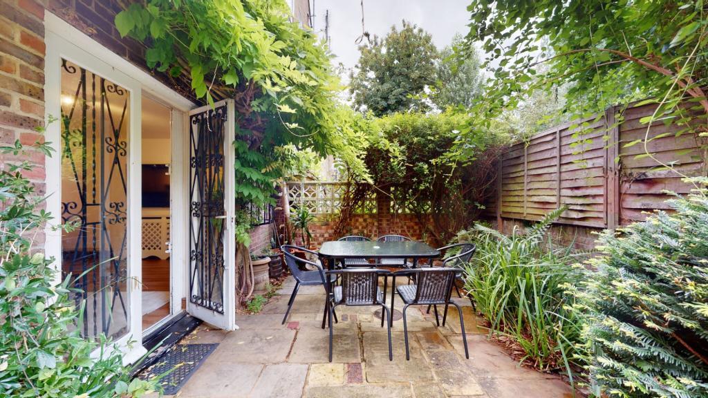 Property Image ade2ffa0-4657-43f0-b87a-1d5bb6182502