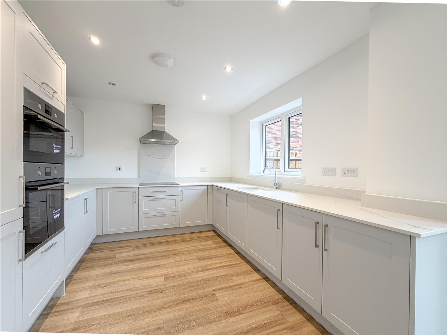 Property Image ade7cf08-bbda-4298-b8c8-5a78a36048c0