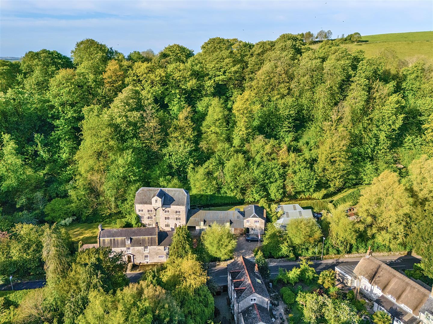Property Image ade7de24-bd84-4c62-8c84-1a8c45a493e9